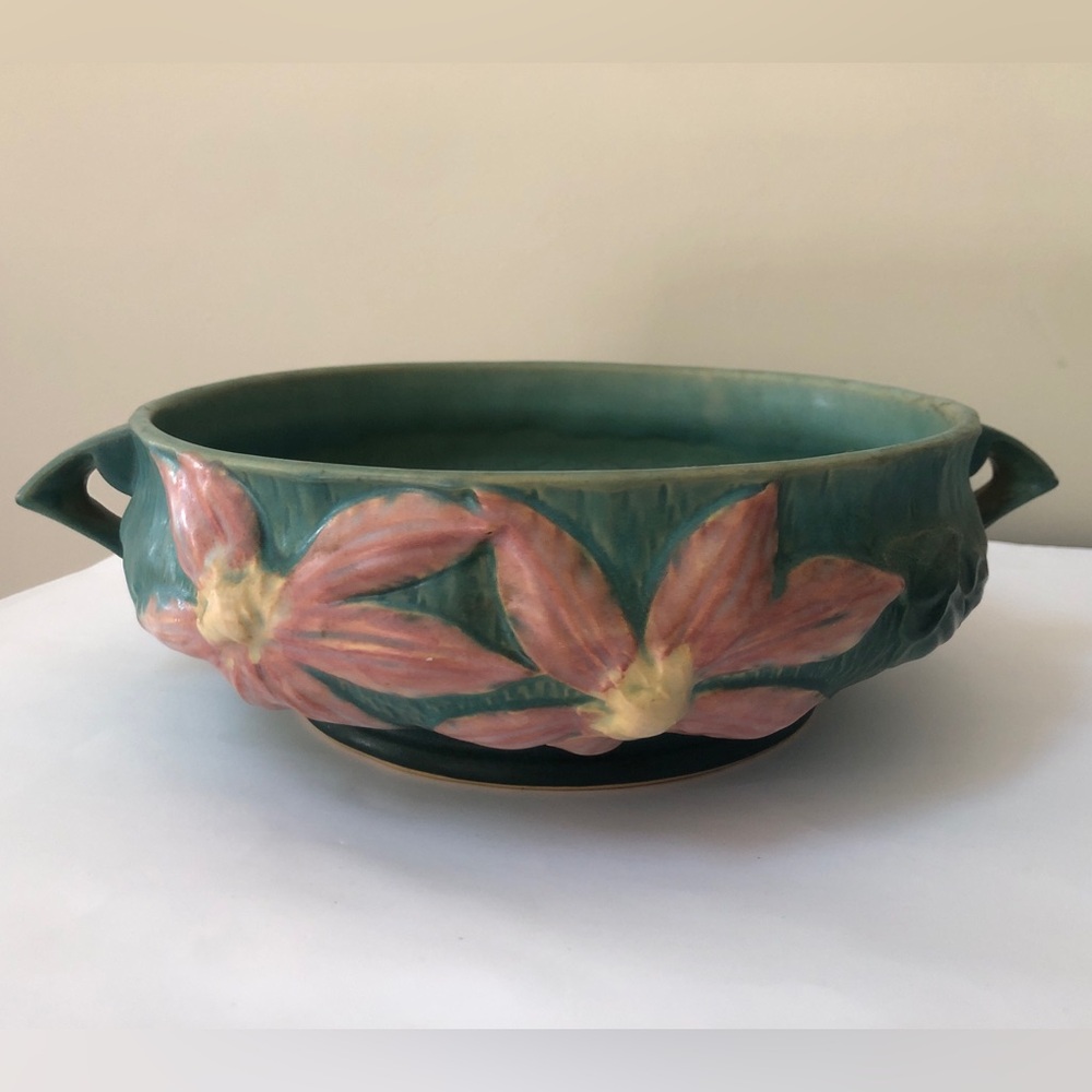 Vintage Roseville Ceramic Bowl With Poinsettias